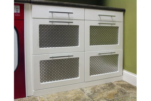 metal grill features