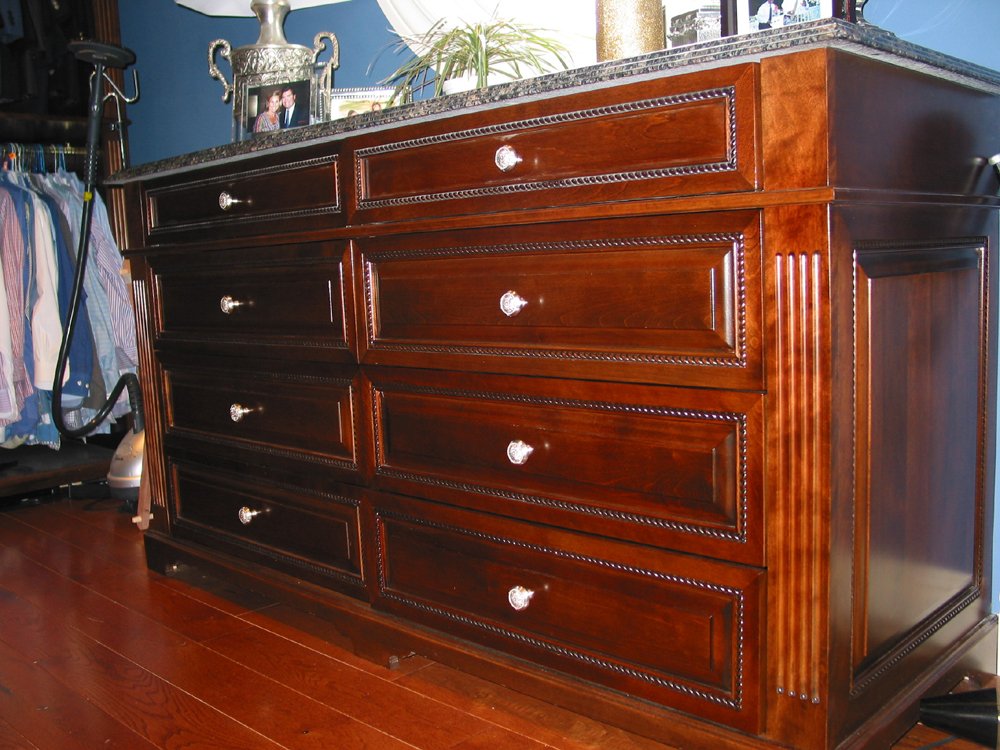 wide bedroom dresser